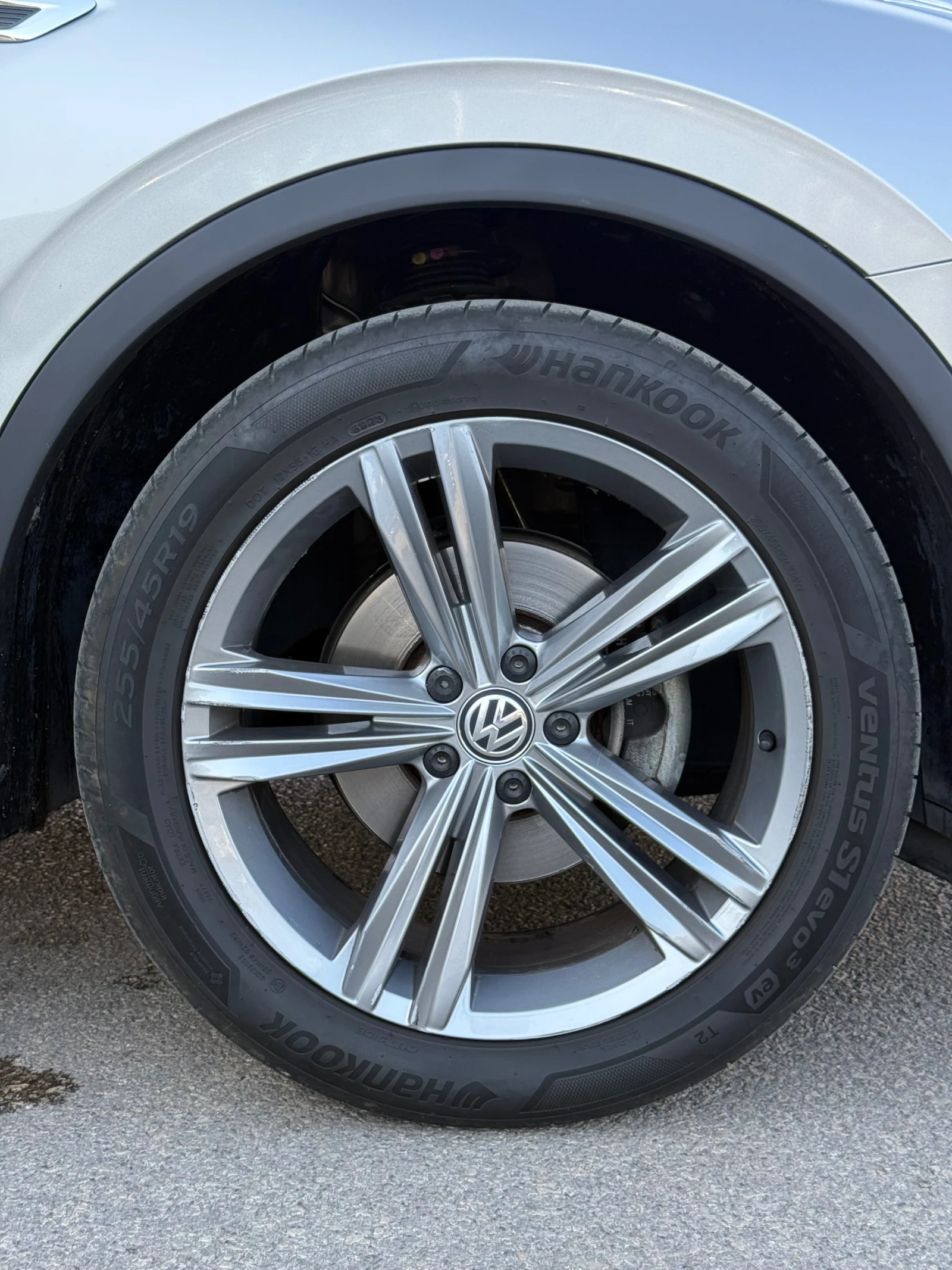 VW Tiguan R LINE DIGITAL 113800km, снимка 10 - Автомобили и джипове - 55930524