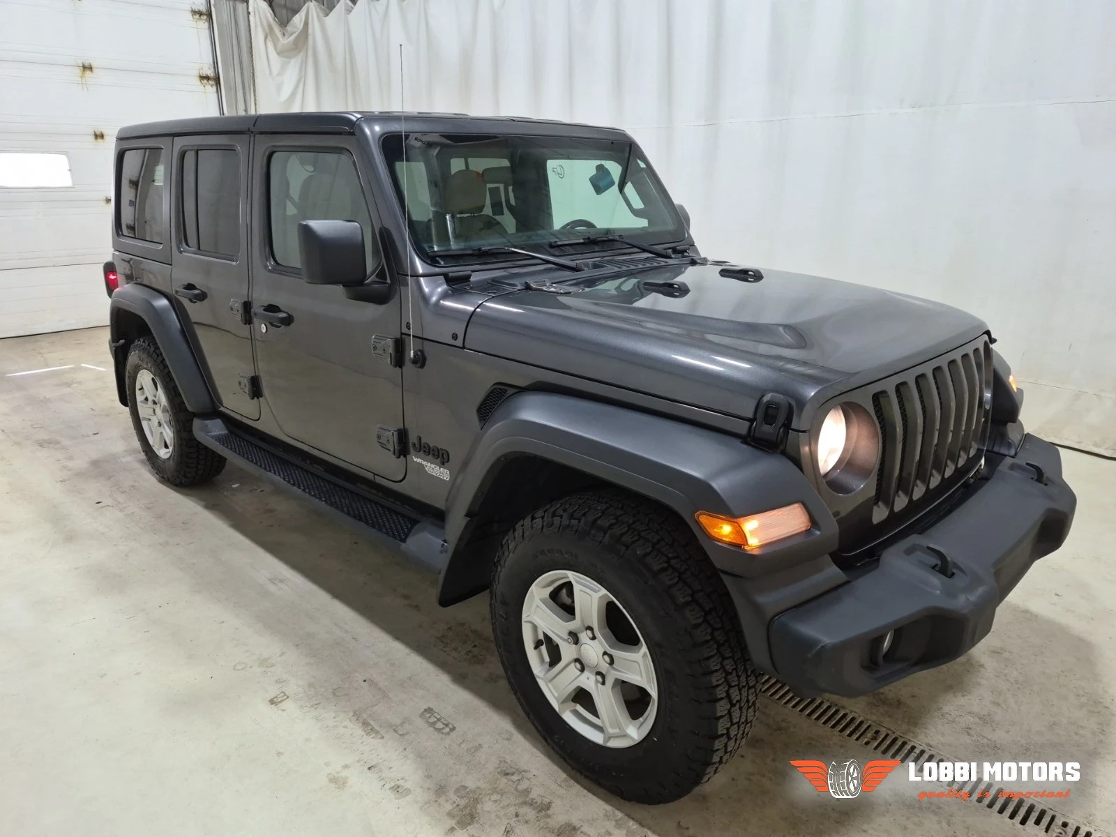 Jeep Wrangler, снимка 2 - Автомобили и джипове - 55955720