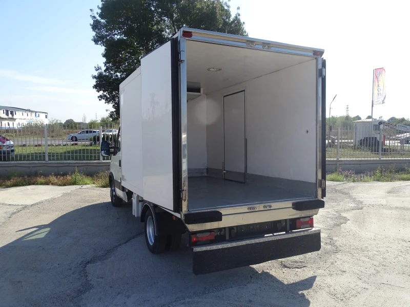 Iveco 35c15 ХЛАДИЛЕН * КЛИМАТИК* , снимка 9 - Бусове и автобуси - 47343349