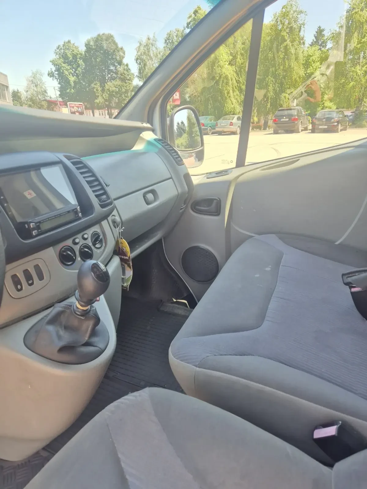 Opel Vivaro 2.0 CDTI - изображение 8