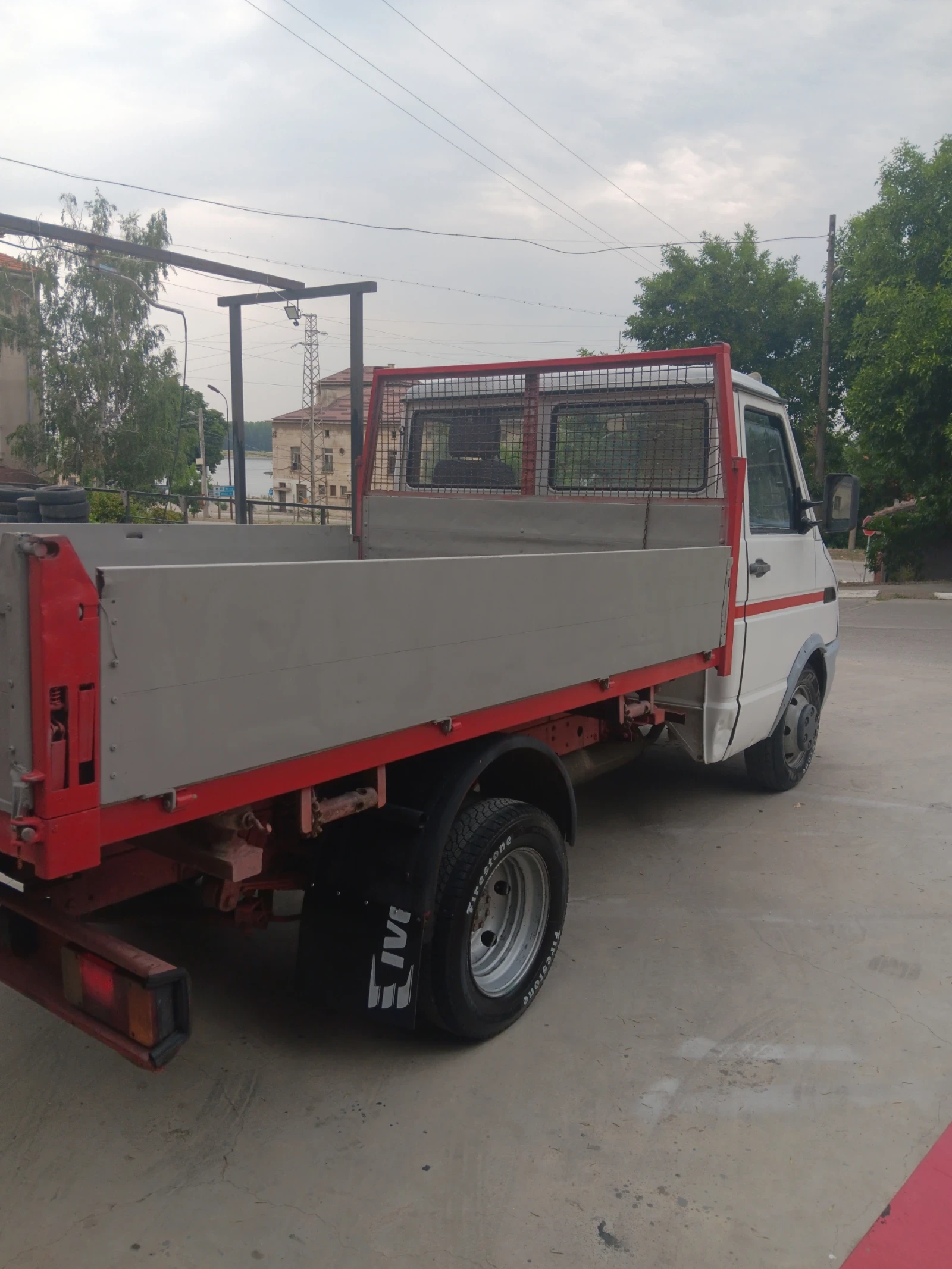 Iveco 35-8 Тристранен самосвал - изображение 7