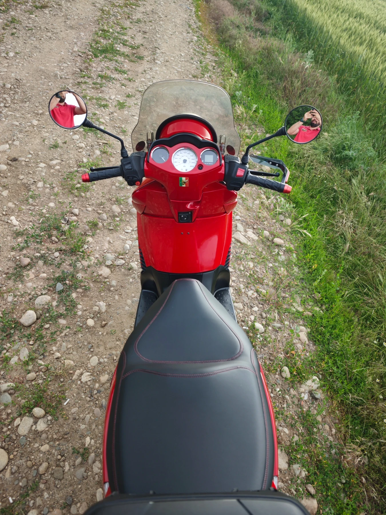 Aprilia Scarabeo 300S  - изображение 8