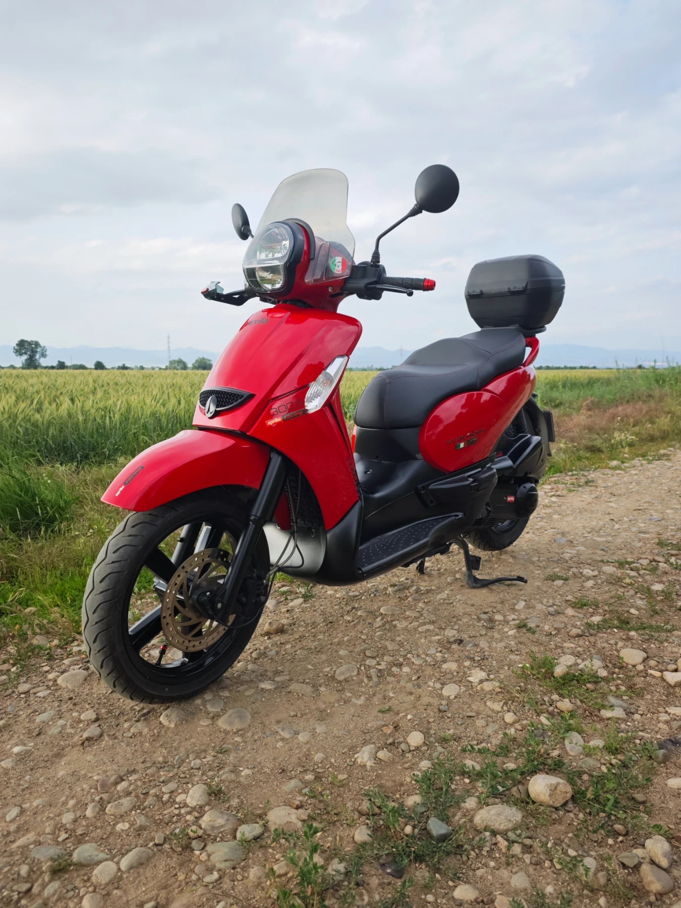 Aprilia Scarabeo 300S  - изображение 3