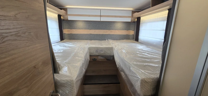 Кемпер Dethleffs Just Camp 7052EB, снимка 8 - Каравани и кемпери - 52007659