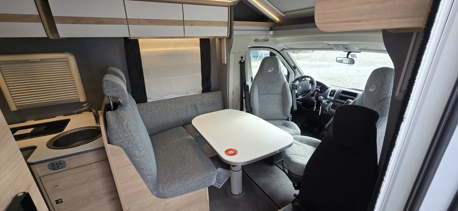 Кемпер Dethleffs Just Camp 7052EB - изображение 5