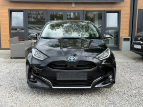 Обява за продажба на Toyota Yaris 1.5HYBRID/Executive/Style+ /CARBON/Head-Up ~31 900 лв. - изображение 1