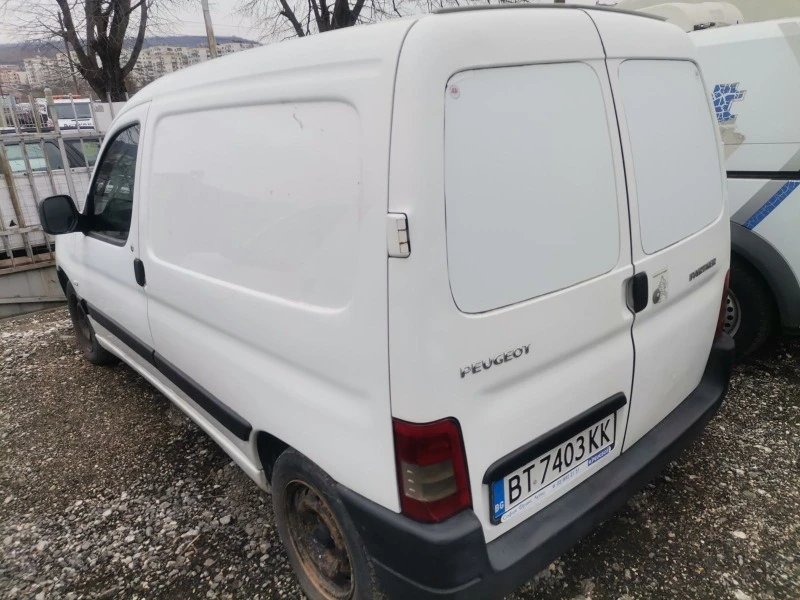 Peugeot Partner 1.6 HDi - 75, снимка 3 - Автомобили и джипове - 41018237