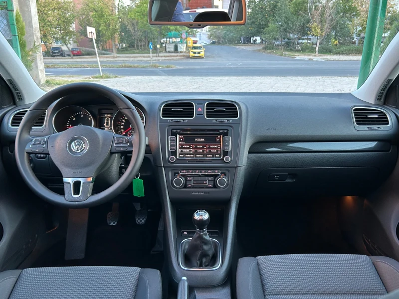 VW Golf 2.0 TDI 4x4, снимка 7 - Автомобили и джипове - 47596332