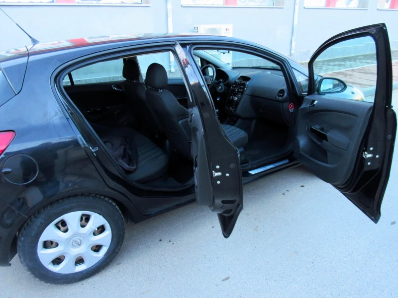 Opel Corsa 1.2LPG, снимка 7 - Автомобили и джипове - 48764026