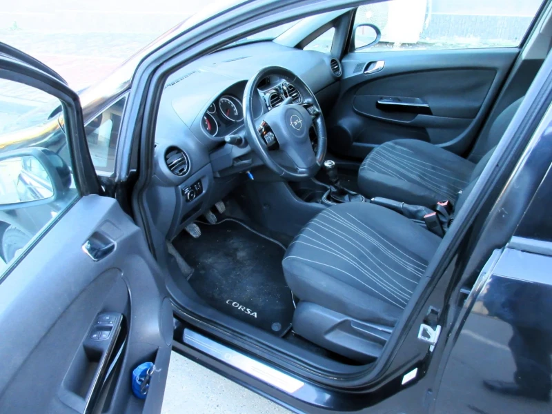 Opel Corsa 1.2LPG, снимка 9 - Автомобили и джипове - 48764026