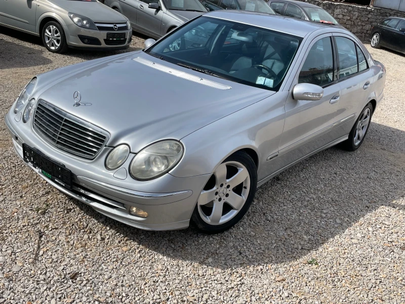 Mercedes-Benz E 270 AVANTGARDE/, снимка 2 - Автомобили и джипове - 49463426