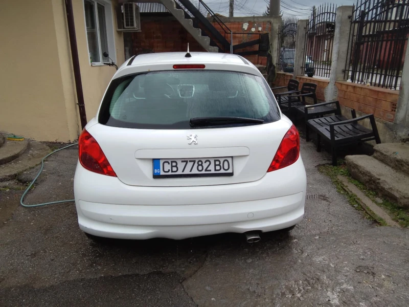 Peugeot 207 1.6 HDI, снимка 4 - Автомобили и джипове - 49533860