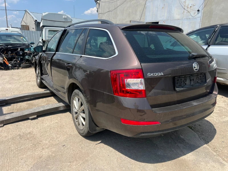 Skoda Octavia 2.0TDI , снимка 5 - Автомобили и джипове - 51139785