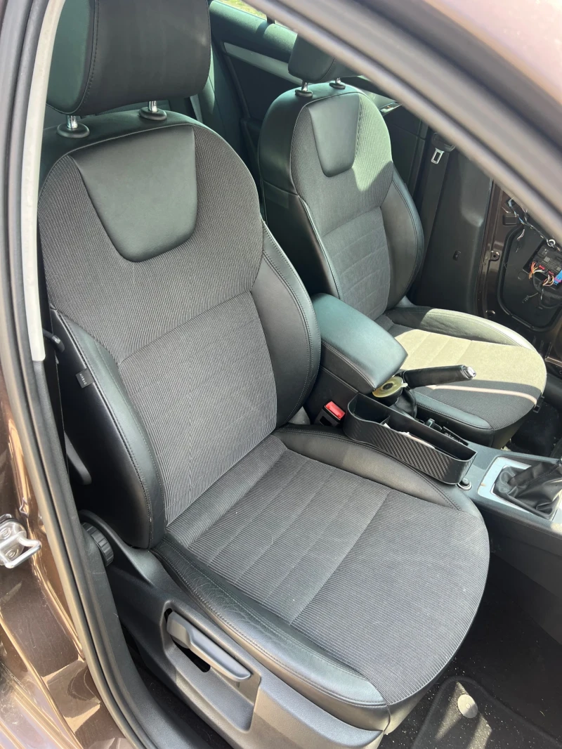 Skoda Octavia 2.0TDI , снимка 9 - Автомобили и джипове - 51139785