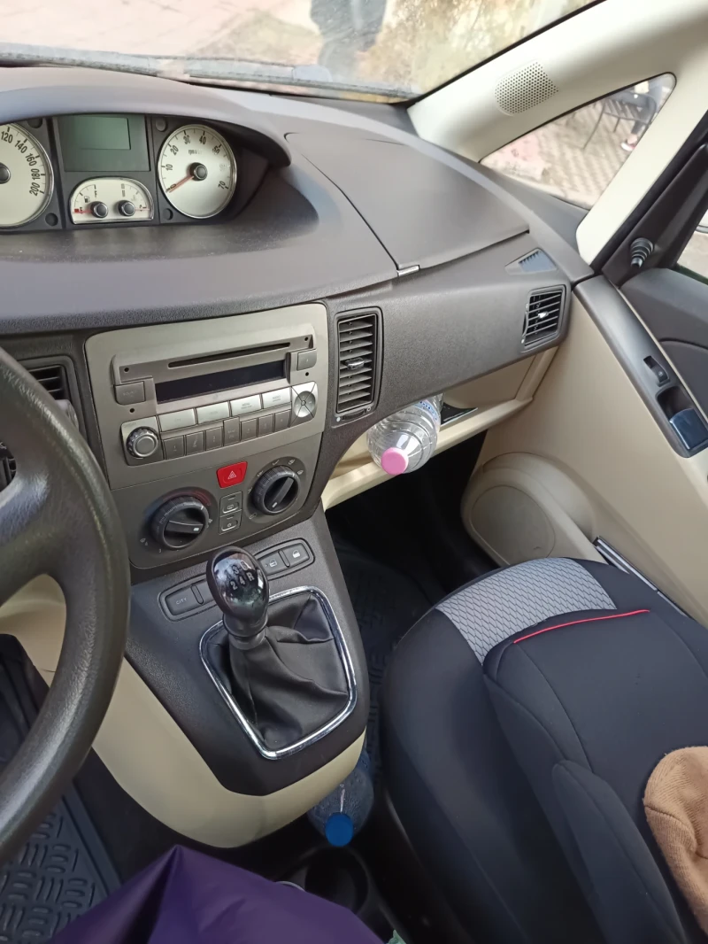 Lancia Musa 1400, снимка 7 - Автомобили и джипове - 52497618