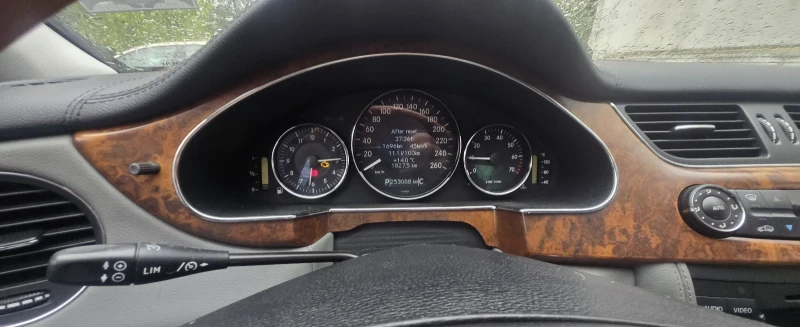 Mercedes-Benz CLS 350, снимка 9 - Автомобили и джипове - 52902309