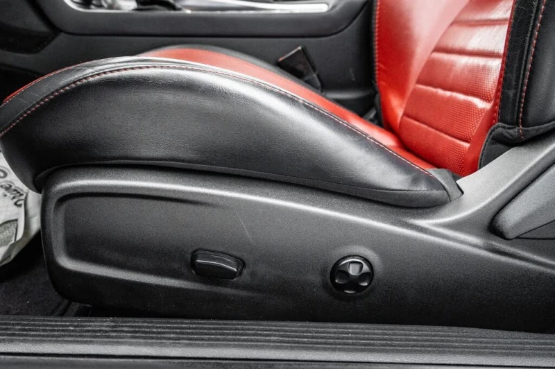 Dodge Challenger * Hemi* Scat Pack Shaker* АвтоКредит* (ЦЕНА ДО БГ), снимка 15 - Автомобили и джипове - 53134194