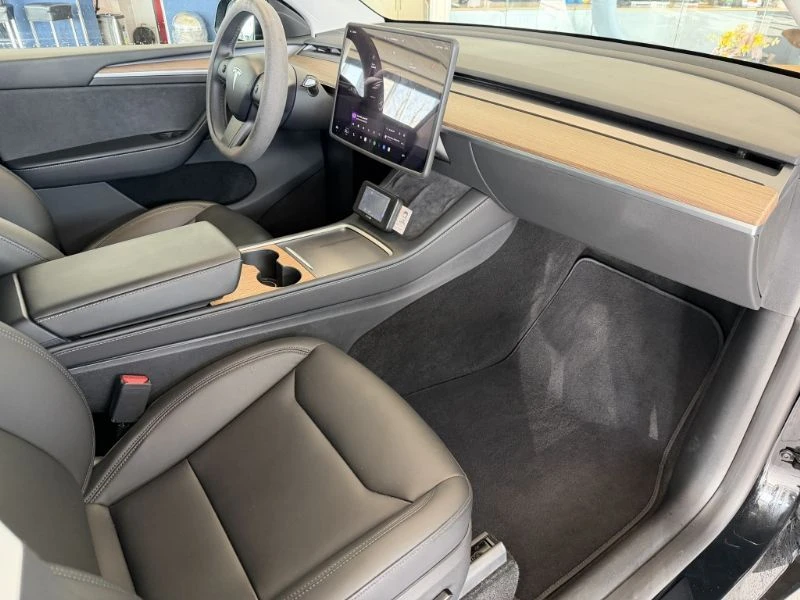 Tesla Model Y LONG RANGE/AWD/75KWH/520HP, снимка 6 - Автомобили и джипове - 53873891