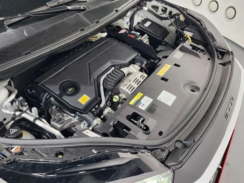 Peugeot 3008 1.2 GT ПАНОРАМА* ПОДГРЕВ* ОБДУХВАНЕ, снимка 6 - Автомобили и джипове - 55982985