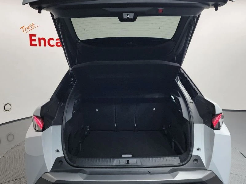 Peugeot 3008 1.2 GT ПАНОРАМА* ПОДГРЕВ* ОБДУХВАНЕ, снимка 16 - Автомобили и джипове - 55982985