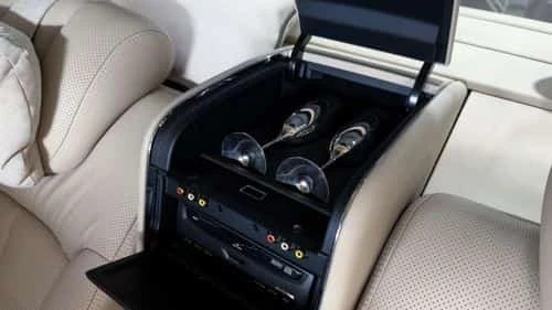 Maybach 57 * 4dr Sdn SWB * CARFAX * ���� �� �� | Mobile.bg � ����������� 16