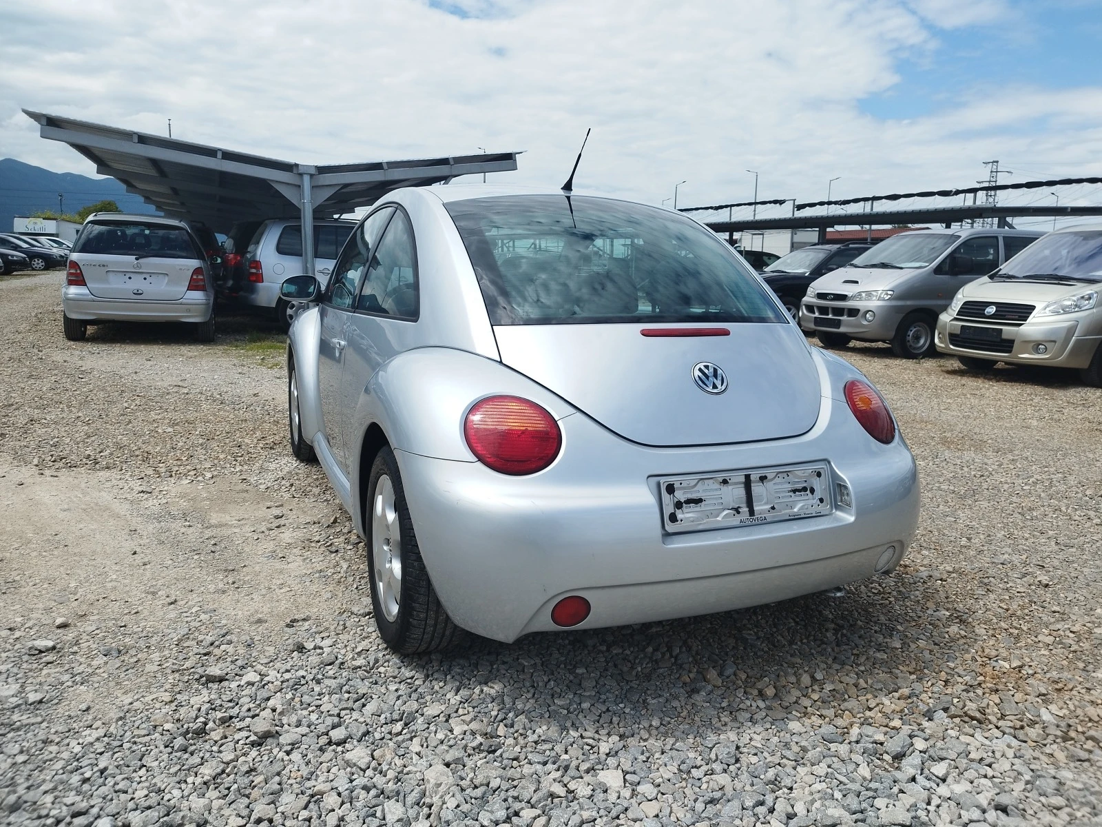 VW New beetle 1.9TDI Italia 101кc (74KW)  - изображение 5