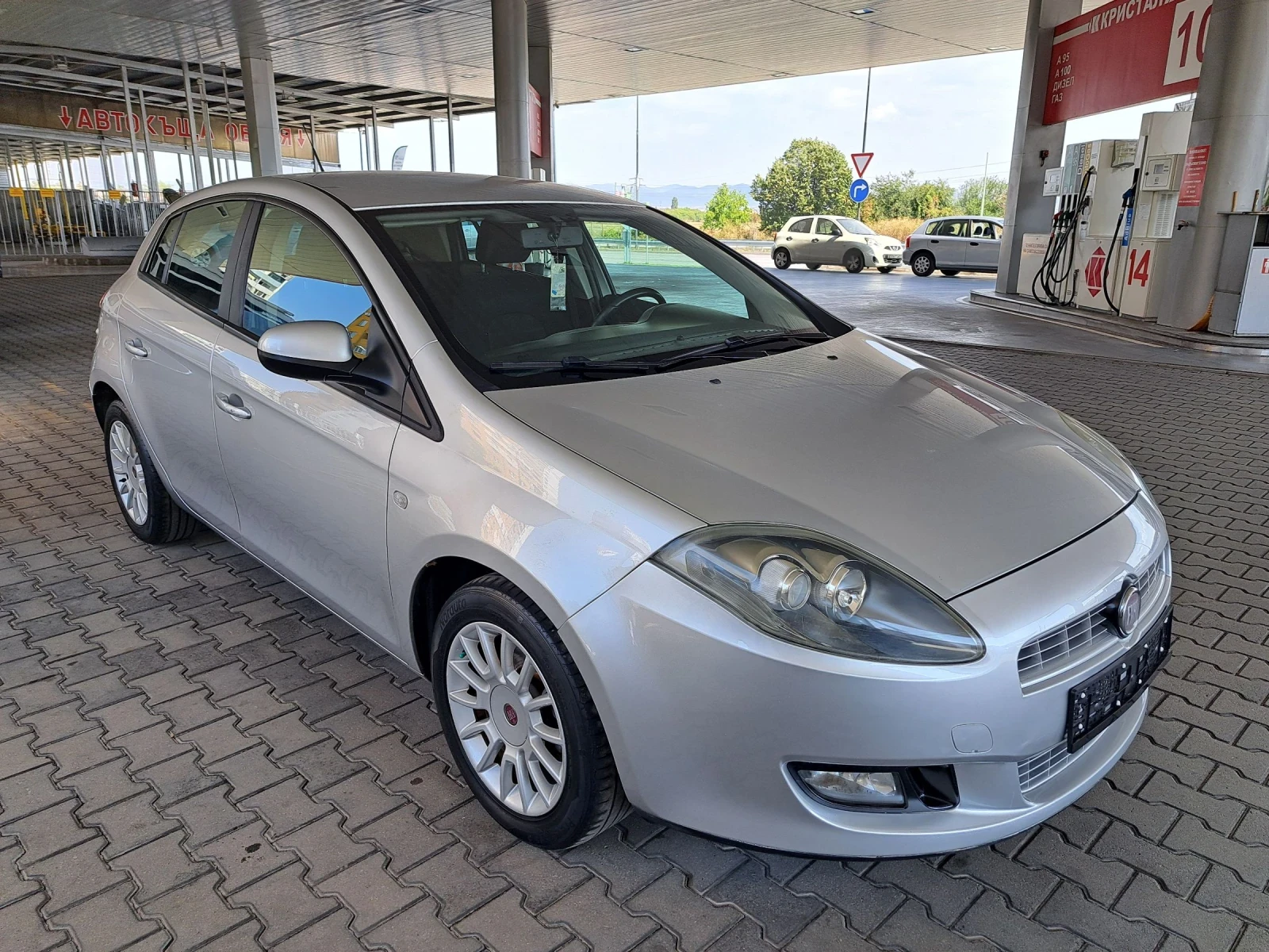 Fiat Bravo 1.6M-JET 105PS.ITALIA - изображение 9