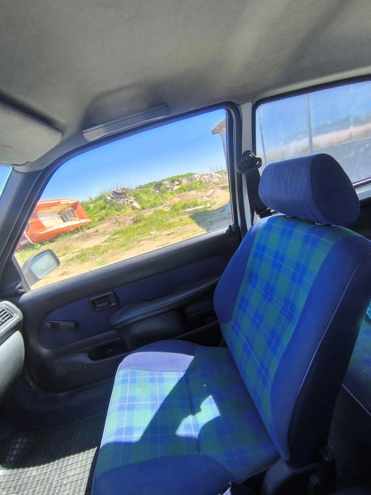 Peugeot 106 1.0i - изображение 9