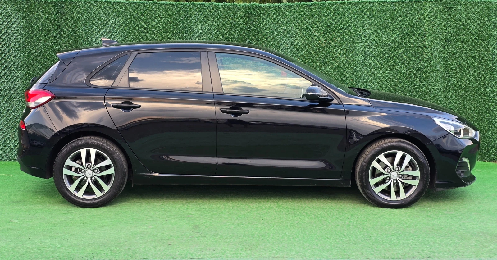 Hyundai I30 1.6CRDI* 95кс* НАВИ* КАМЕРА* Евро 6*  - изображение 4