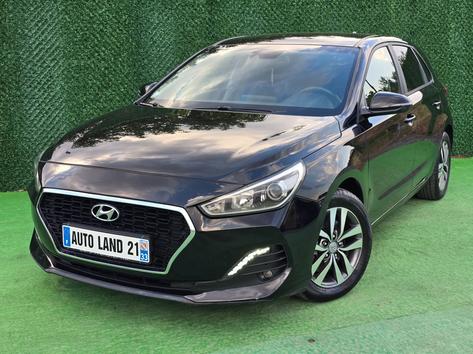 Hyundai I30 1.6CRDI* 95кс* НАВИ* КАМЕРА* Евро 6*  - изображение 2
