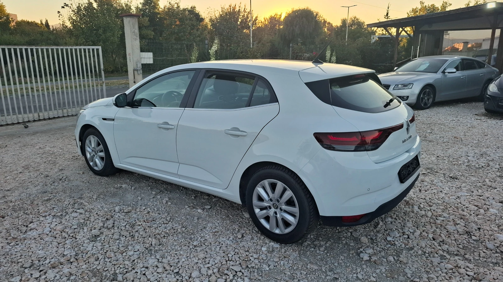 Renault Megane 1.5 DCI   | Mobile.bg   8