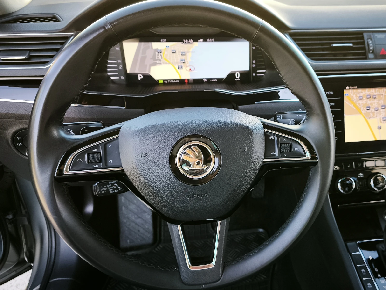 Skoda Superb 2.0TDI/L&K/DCC/Matrix/Keyless/Digital/Canton/Печка - изображение 9