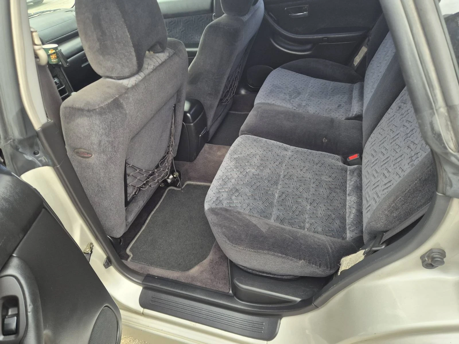 Subaru Legacy 2.0 125 �.�. | Mobile.bg � ����������� 8