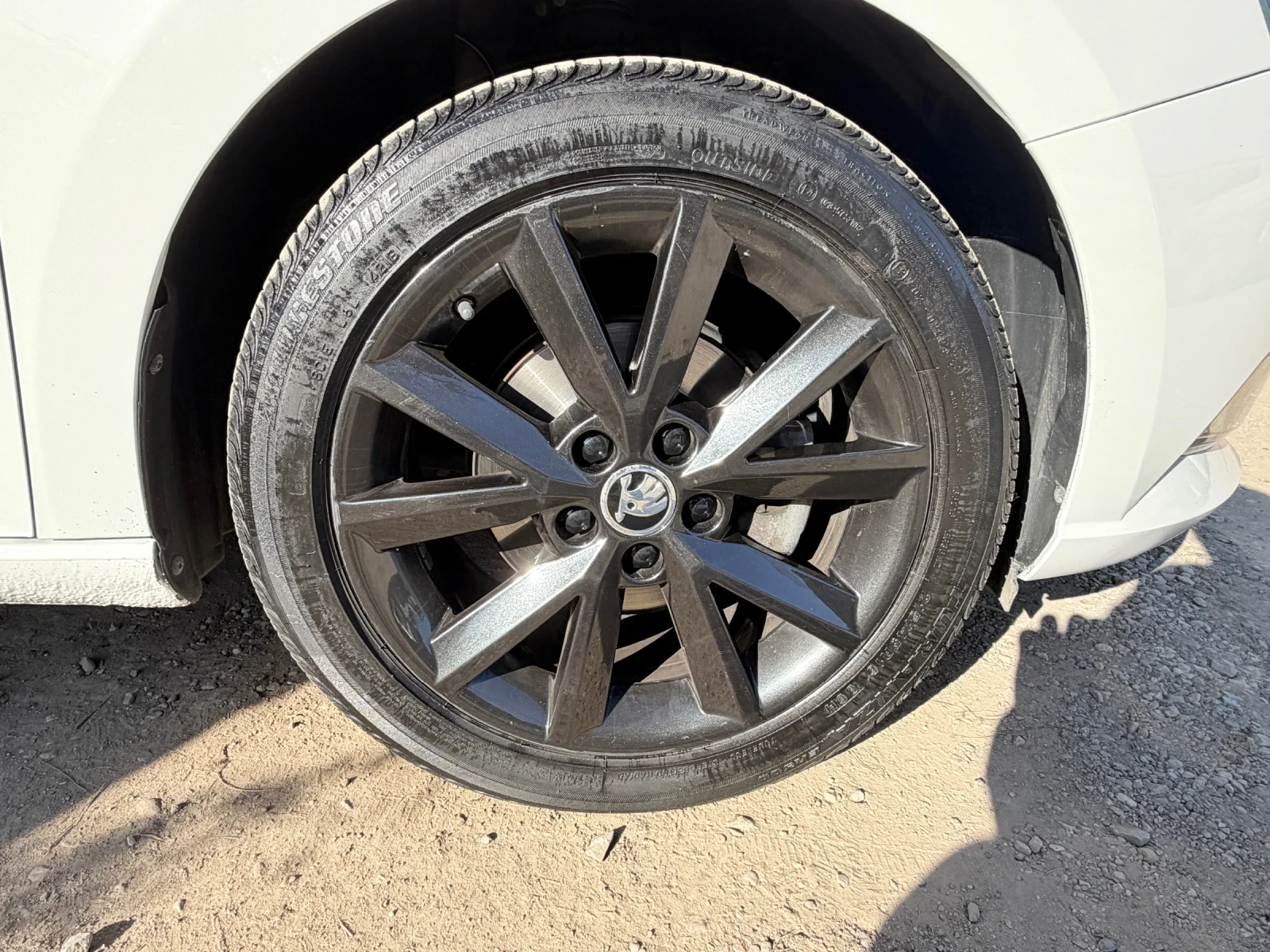 Skoda Fabia Black&White, снимка 8 - Автомобили и джипове - 53799441