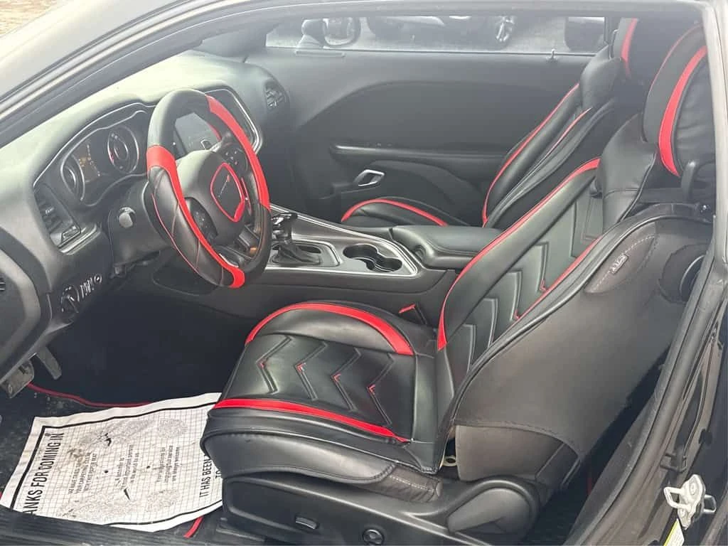 Dodge Challenger * NAV LEATHER HEATED SEATS! WE FINANCE ALL CREDIT!, снимка 10 - Автомобили и джипове - 53815309