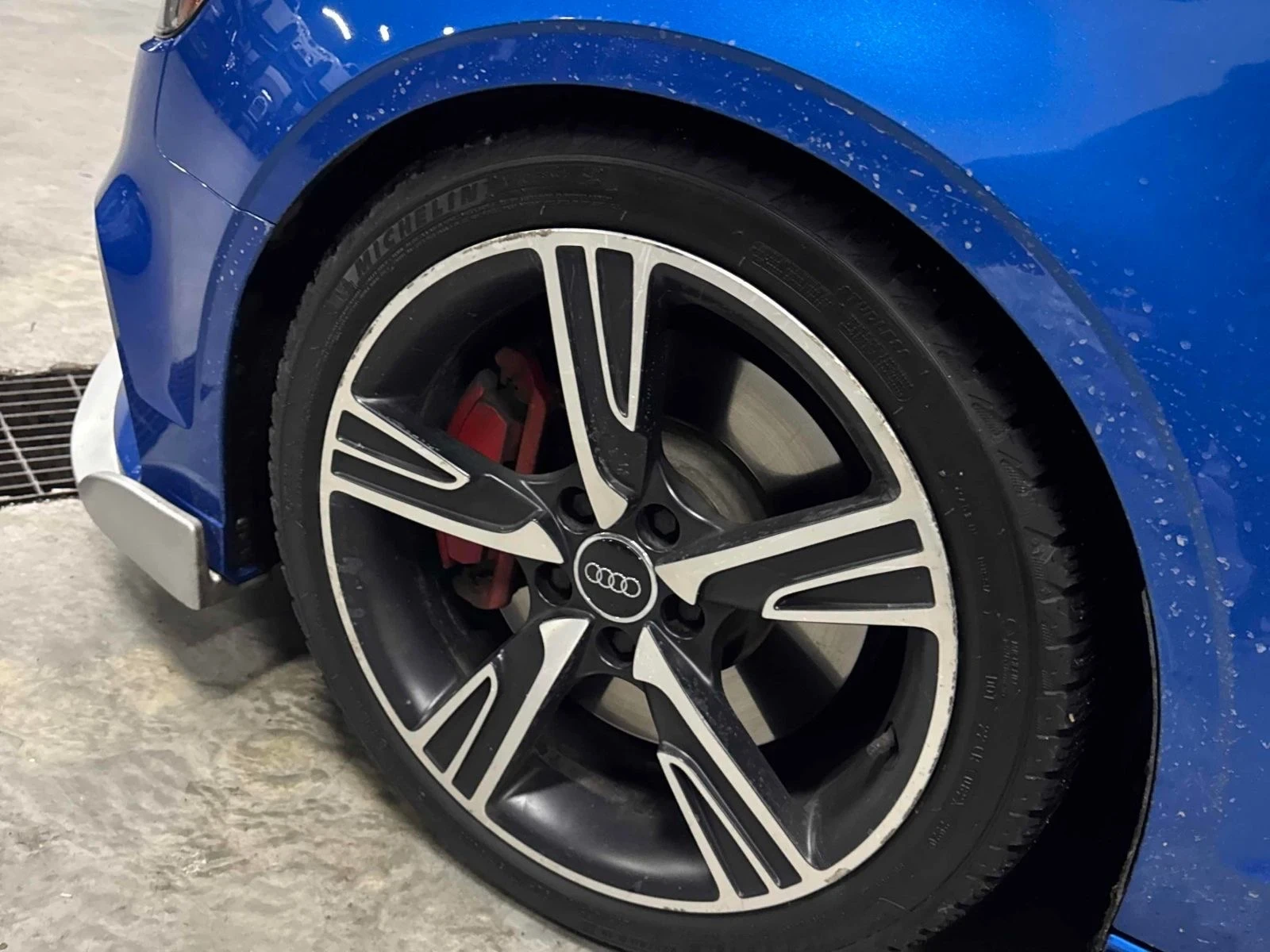 Audi S3 Technik* B&O* Matrix* Камера* Подгрев* Carfax, снимка 6 - Автомобили и джипове - 53863042