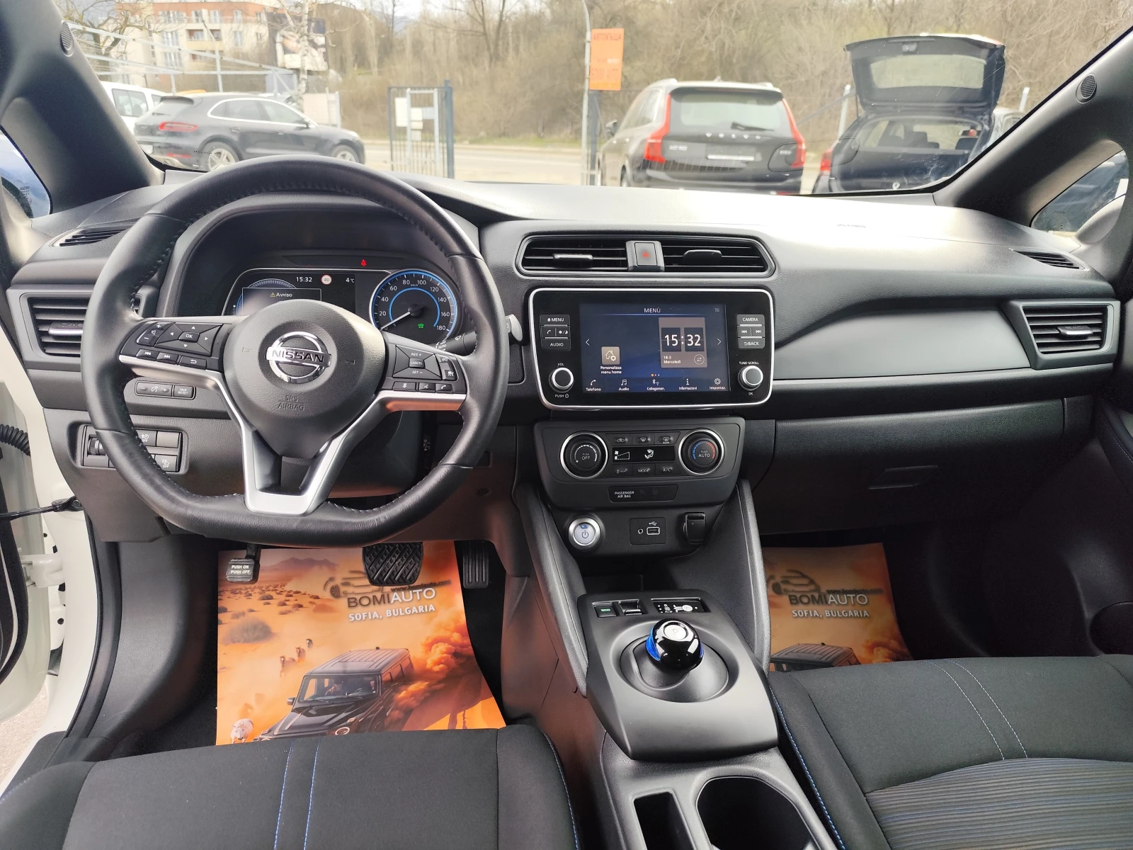 Nissan Leaf  АВТОМАТИК* 40KWh* LED* CAMERA* LANE ASSIST* , снимка 8 - Автомобили и джипове - 53896877