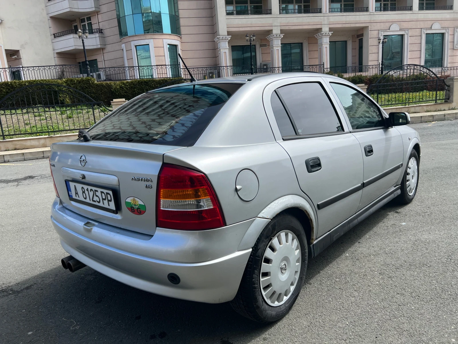 Opel Astra 1.6 75 к.с., снимка 3 - Автомобили и джипове - 54105400