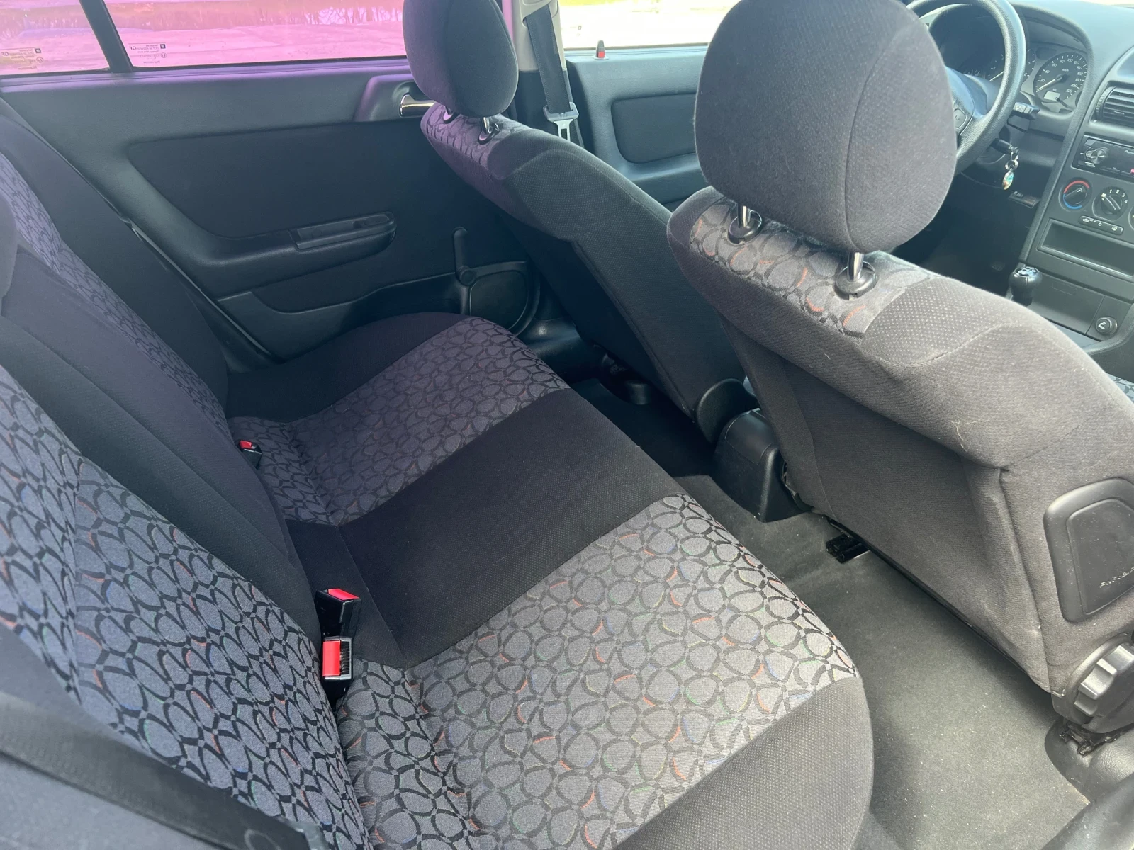 Opel Astra 1.6 75 к.с., снимка 9 - Автомобили и джипове - 54105400