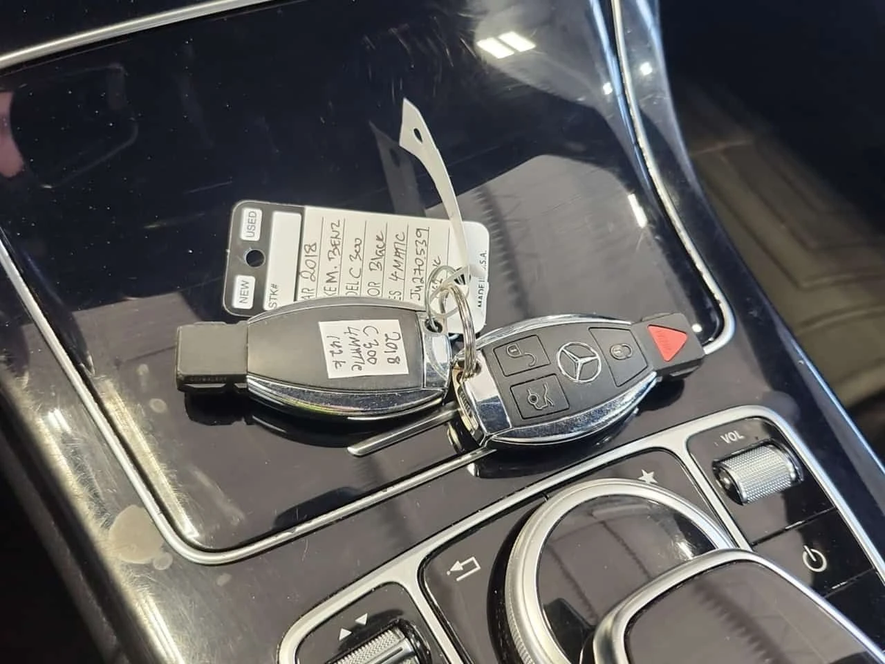 Mercedes-Benz C 300 * 4MATIC Sedan * CARFAX * ���� �� �� | Mobile.bg � ����������� 12