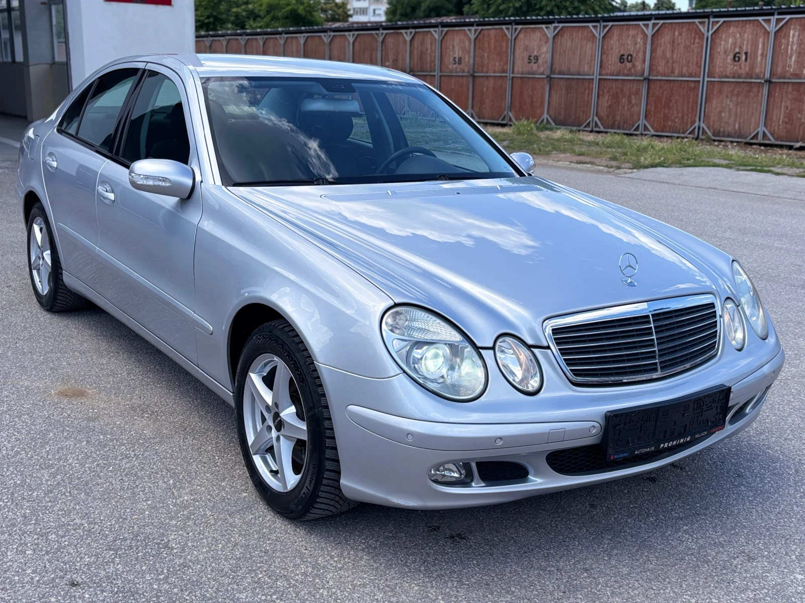 Mercedes-Benz E 280 3.0 V6 4Matic , снимка 7 - Автомобили и джипове - 54853168