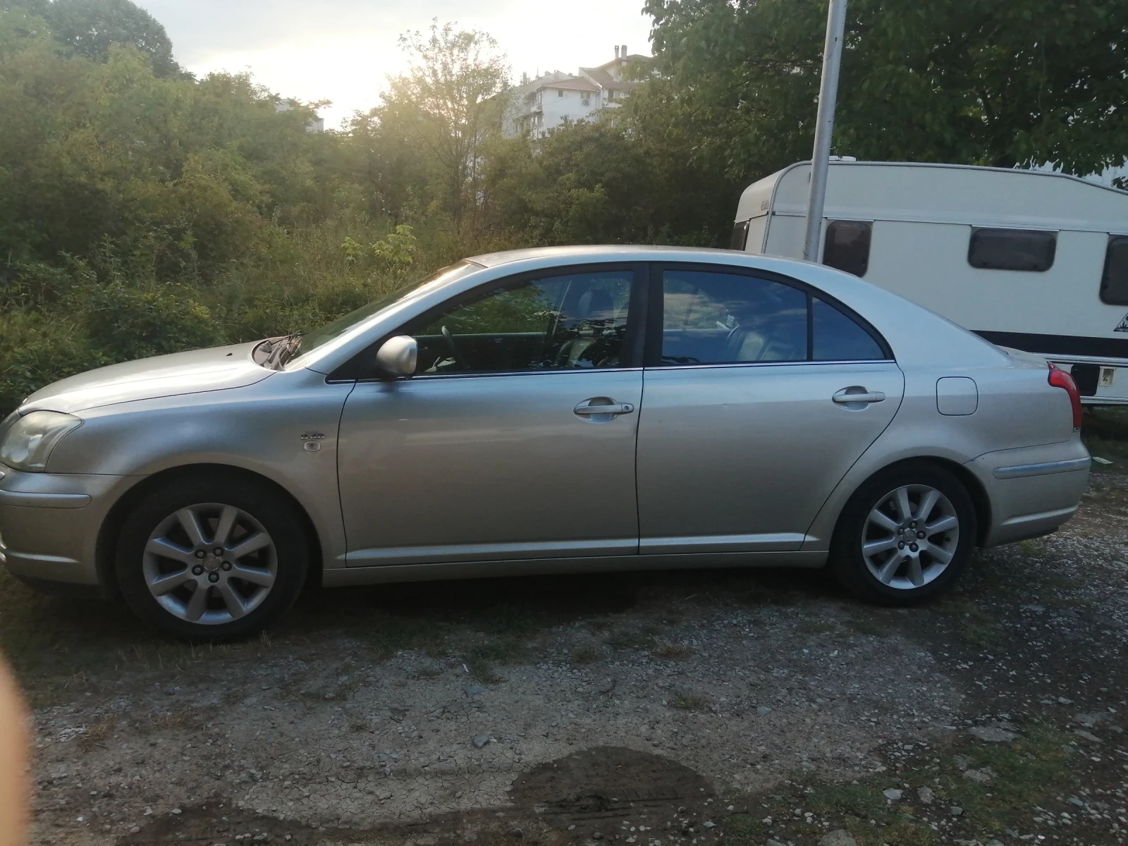 Toyota Avensis, снимка 4 - Автомобили и джипове - 54857186