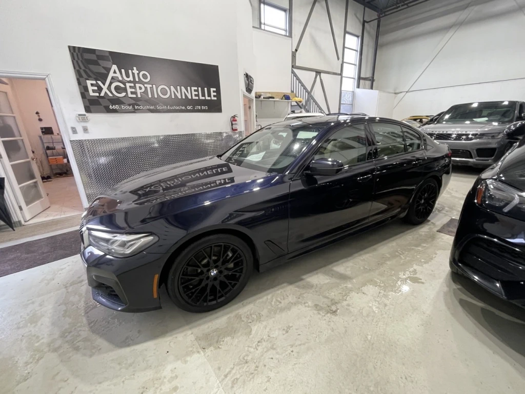BMW 530 i  xDrive M-Pack , снимка 3 - Автомобили и джипове - 54969955