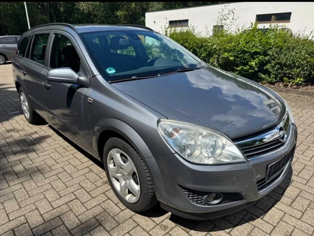 Opel Astra, снимка 6 - Автомобили и джипове - 55364602