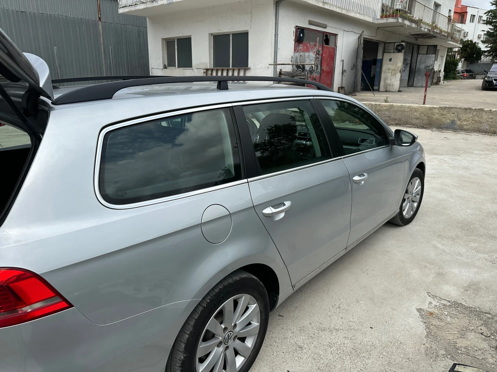 VW Passat, снимка 4 - Автомобили и джипове - 55396361