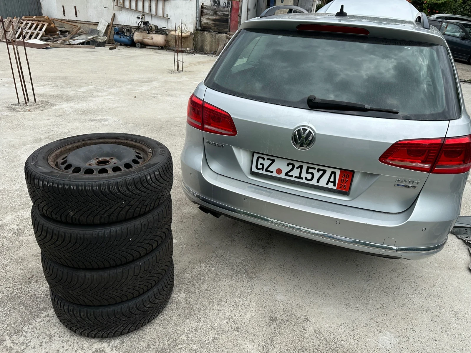 VW Passat, снимка 12 - Автомобили и джипове - 55396361