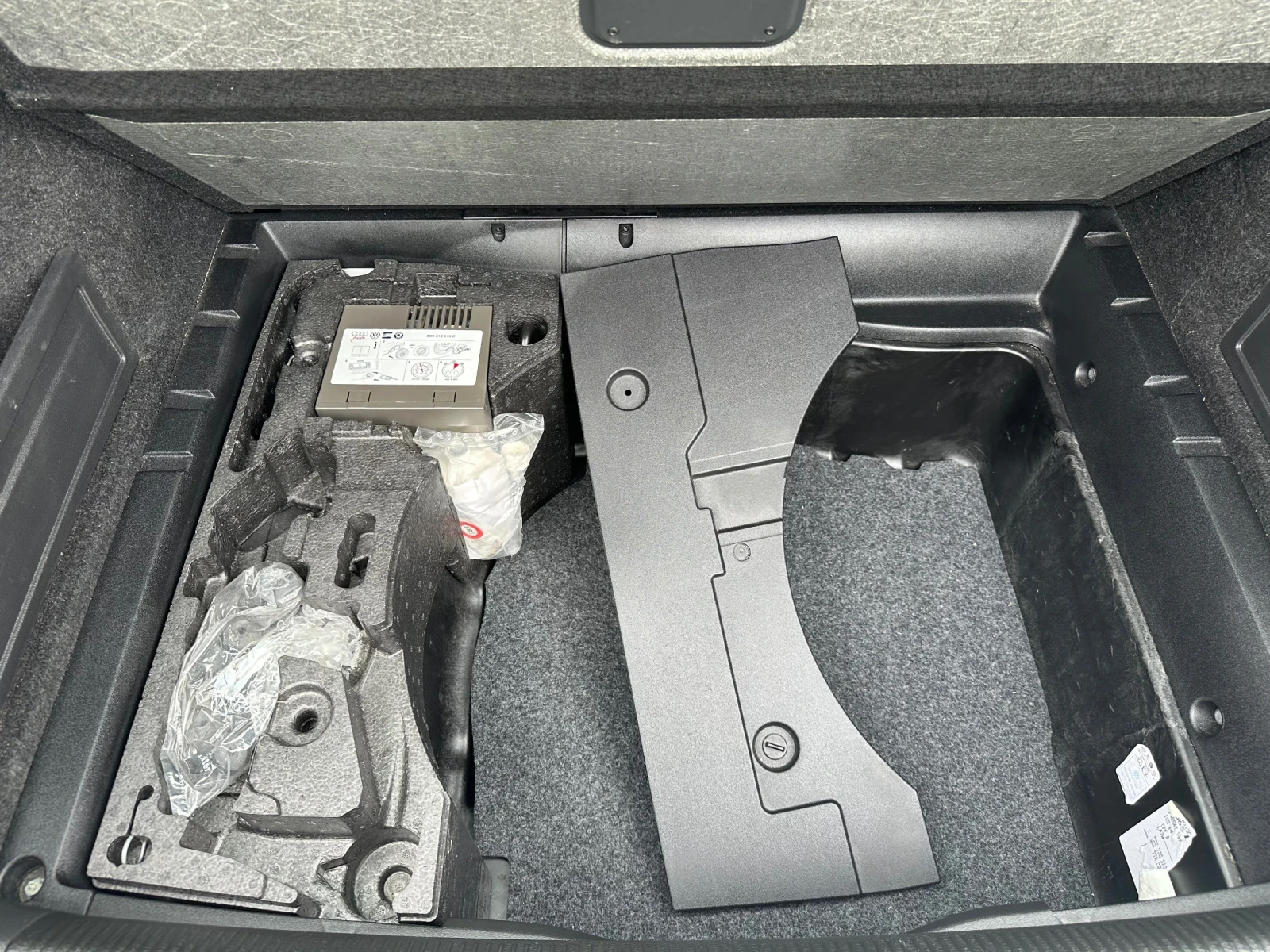 VW Passat, снимка 11 - Автомобили и джипове - 55396361