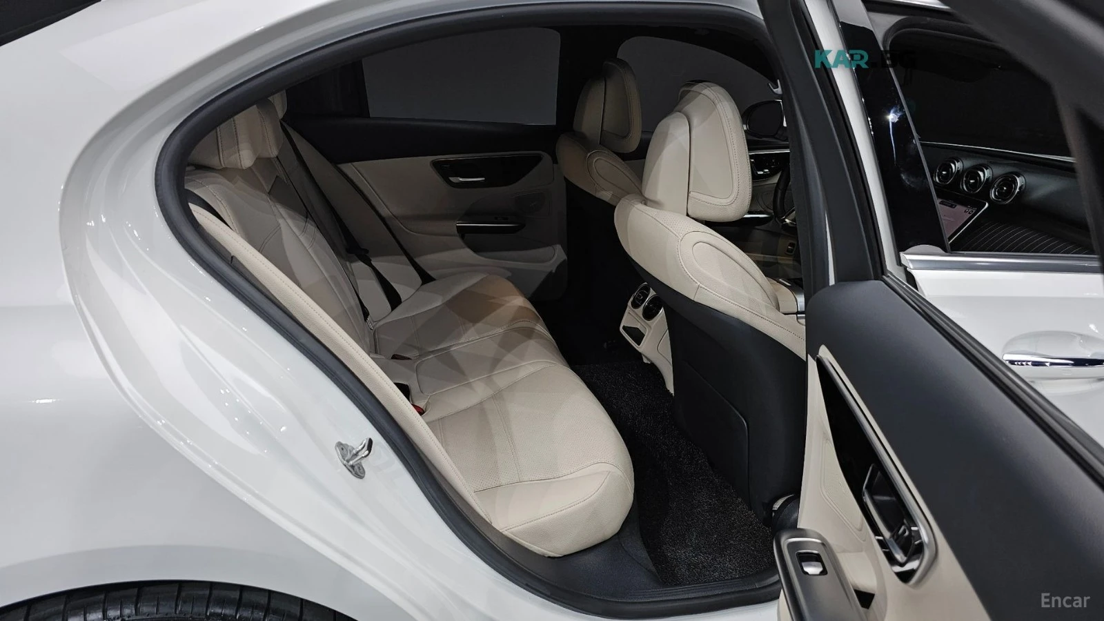 Mercedes-Benz C 300 AVANTGARDE* ПАМЕТ* ПОДГРЕВ* 360 КАМЕРА* ПАНО, снимка 11 - Автомобили и джипове - 55791371