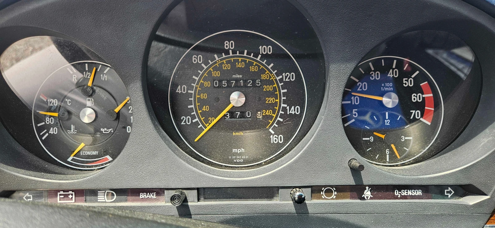 Mercedes-Benz SL * 380SL * АВТОКРЕДИТ БЕЗ ПЪРВОНАЧАЛНА ВНОСКА* , снимка 8 - Автомобили и джипове - 55984326