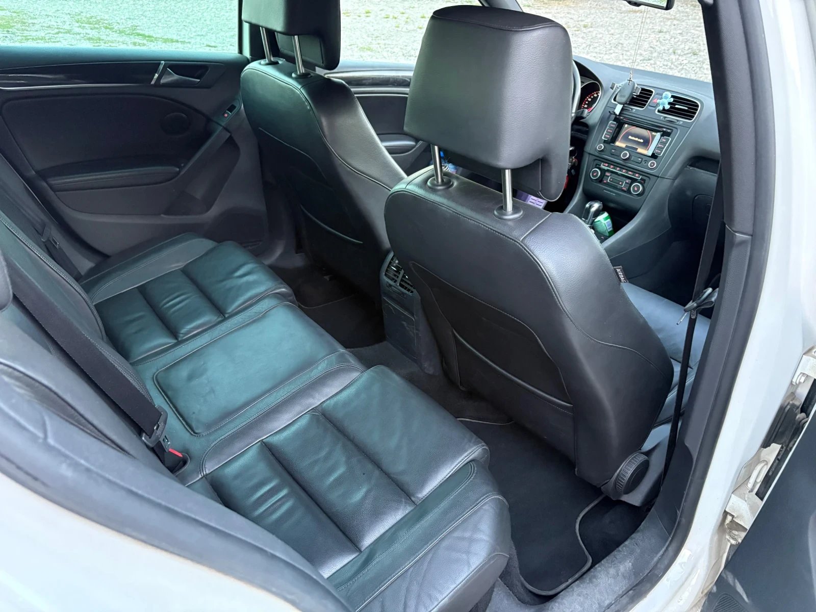 VW Golf 2.0 GTD, снимка 10 - Автомобили и джипове - 56239159